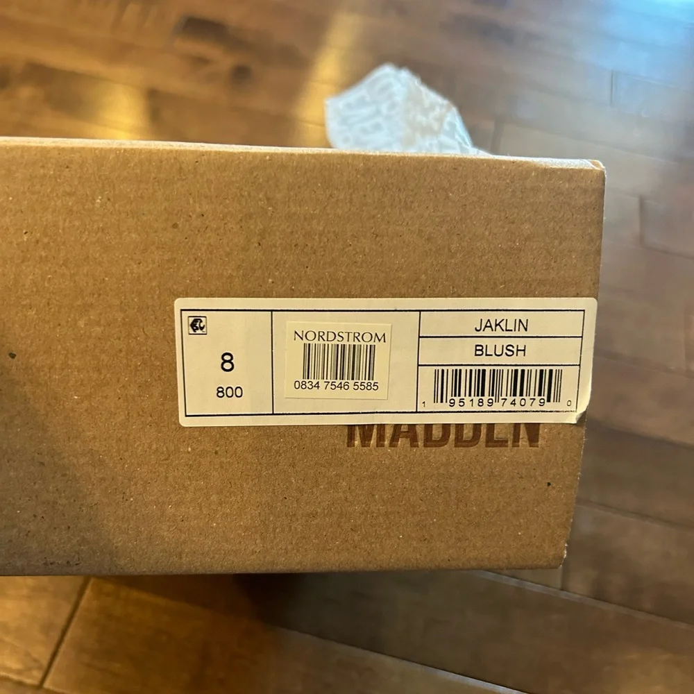 Steve Madden blush Jaklin sandals - Picture 13 of 13